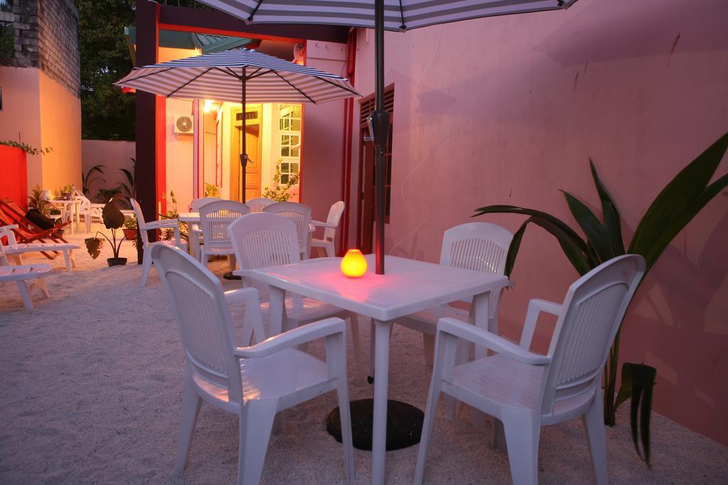 Equa Reef Maldives Hotel Addu Atoll Kültér fotó