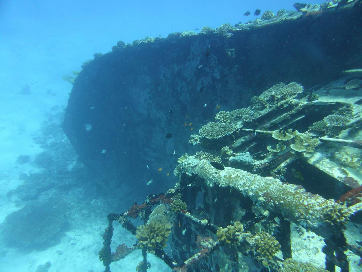 Equa Reef Maldives Hotel Addu Atoll Kültér fotó