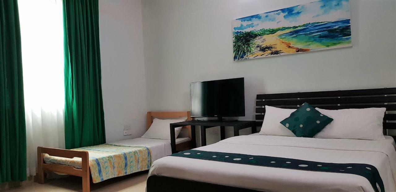 Equa Reef Maldives Hotel Addu Atoll Kültér fotó